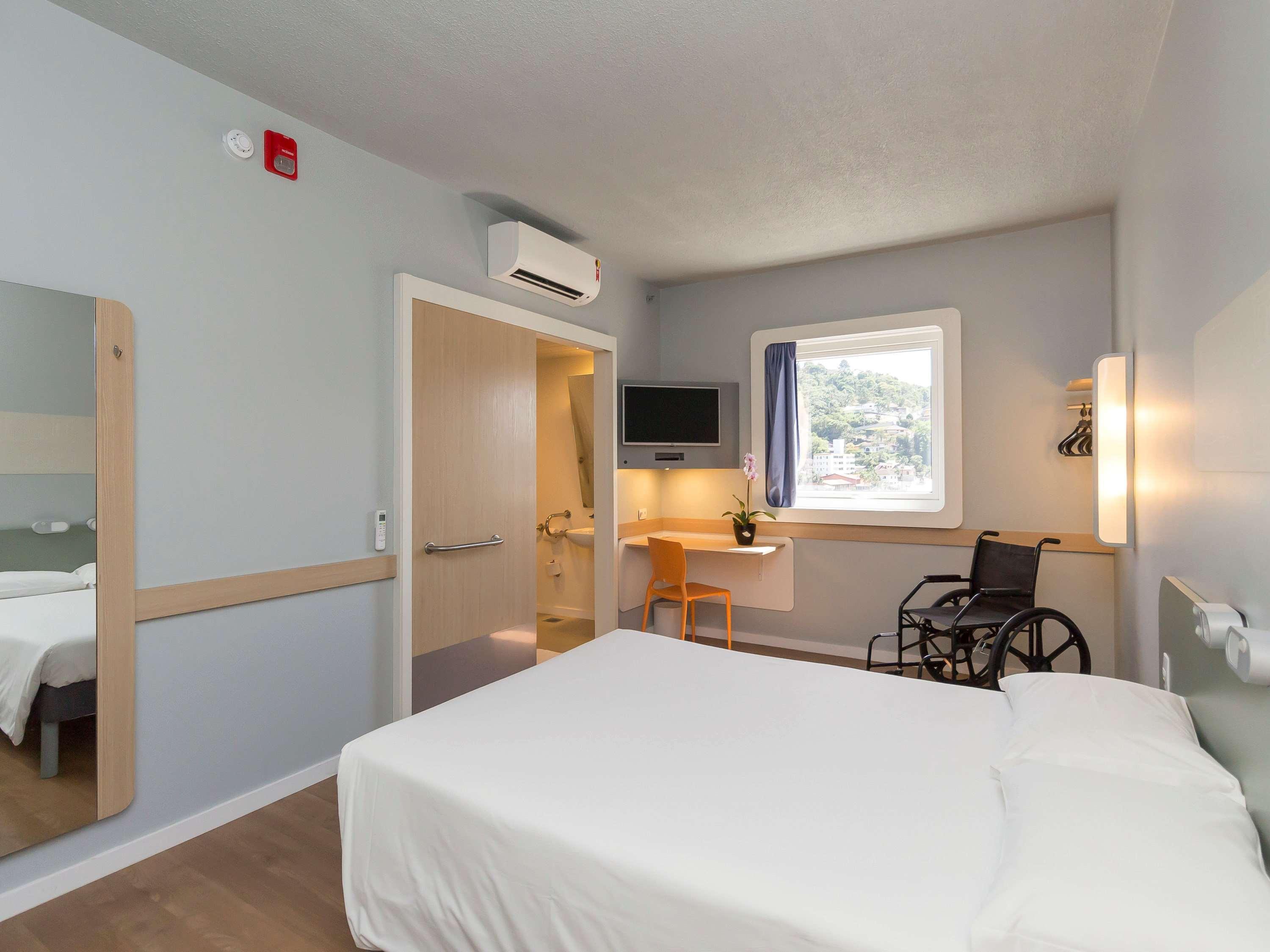 Ibis Budget Blumenau Dış mekan fotoğraf